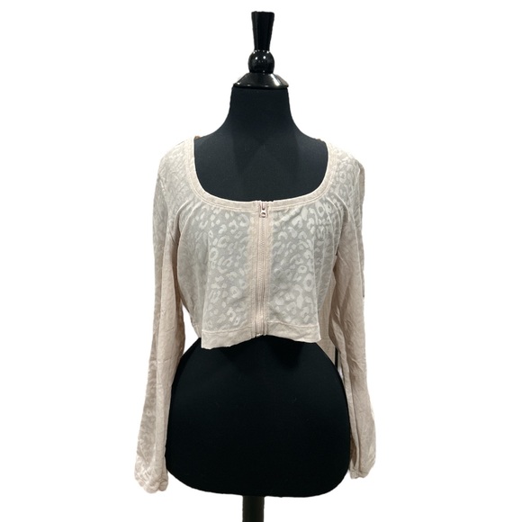 Victoria's Secret Tops - Victorias Secret Long Sleeve Sheer Cheetah Print Top